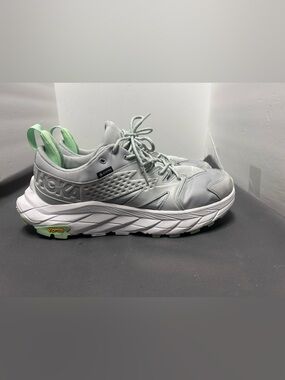Men’s Size 11- Hoka One One Anacapa GORE-TEX Low Gray. Shoe in great condition